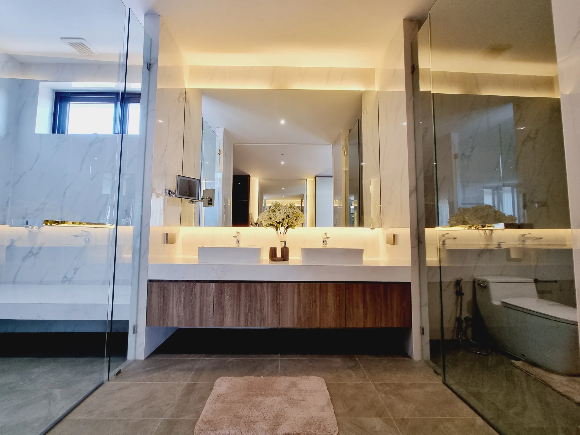 Grand Modern Luxury Mansion for Sale in Hang Dong, Chiang Mai photo 24