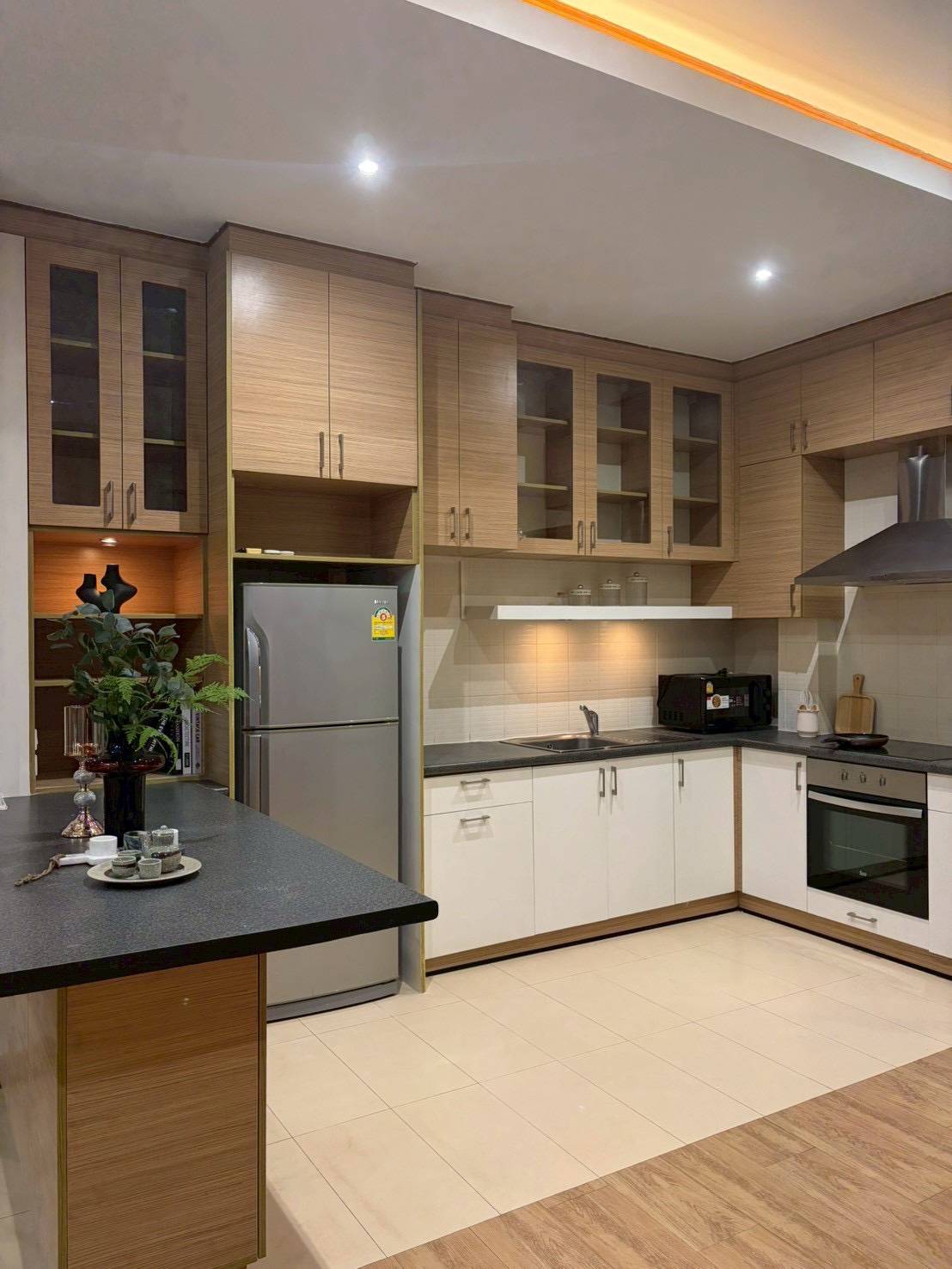 5BR House for Sale in Pa Daet Chiang Mai | Teak Built-Ins photo 7