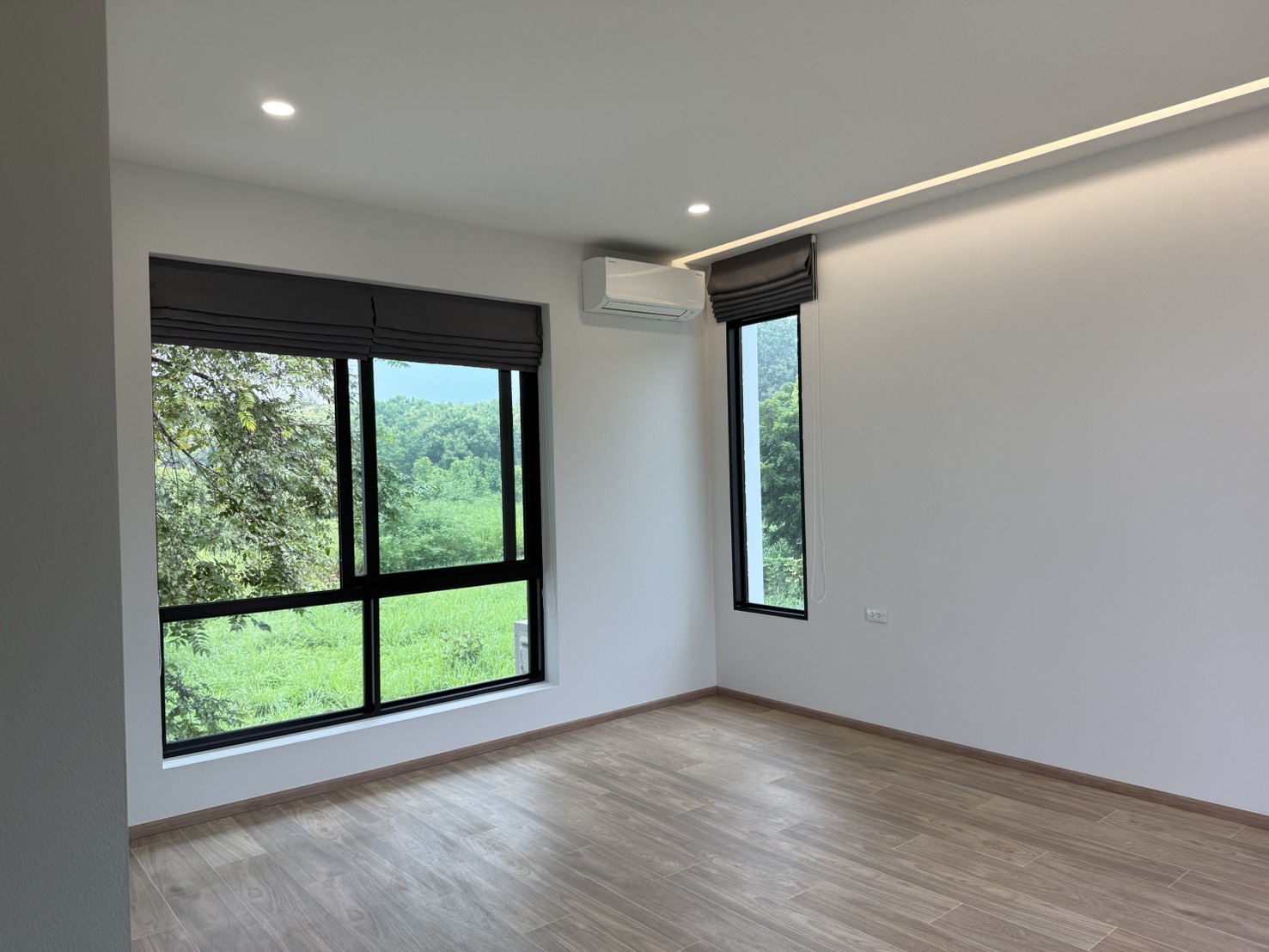 New 4BR Pool Villa for Sale in Nam Phrae Hang Dong | THB 10.8M photo 13