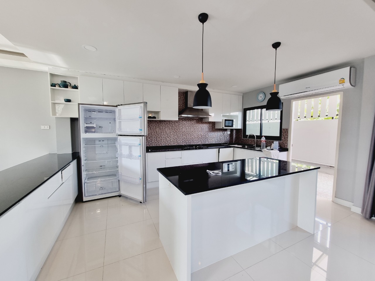 4BR Pool Villa for Sale in Hang Dong Near Meritton | THB 7M photo 4