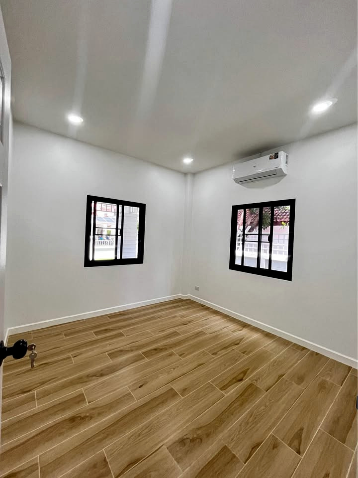4BR House for Sale Near Kad Farang Hang Dong | THB 5.19M photo 6