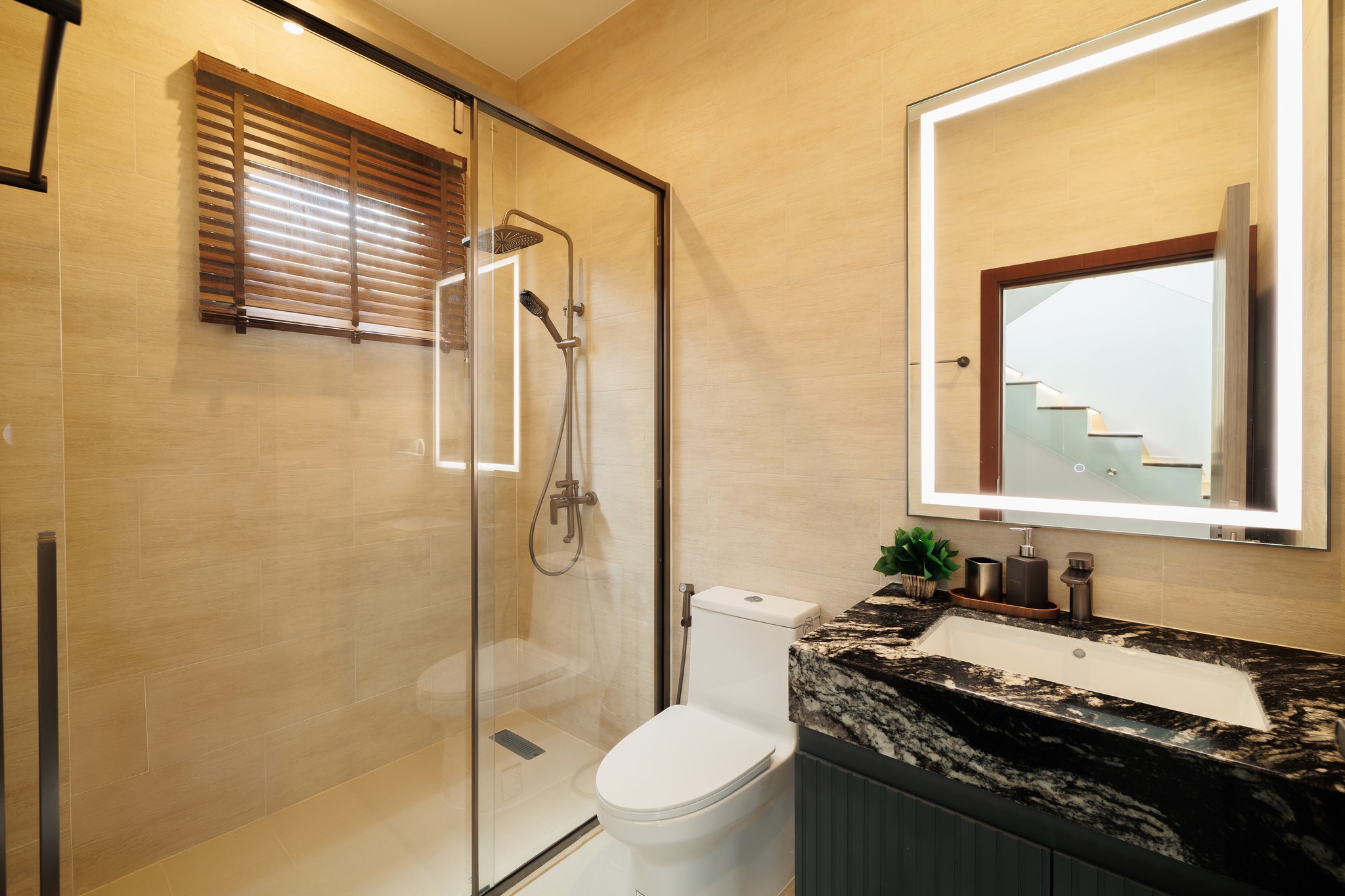 Luxury 4-Bedroom Pool Villa in San Sai | 473 Sq.m. Near Meta Mall photo 10