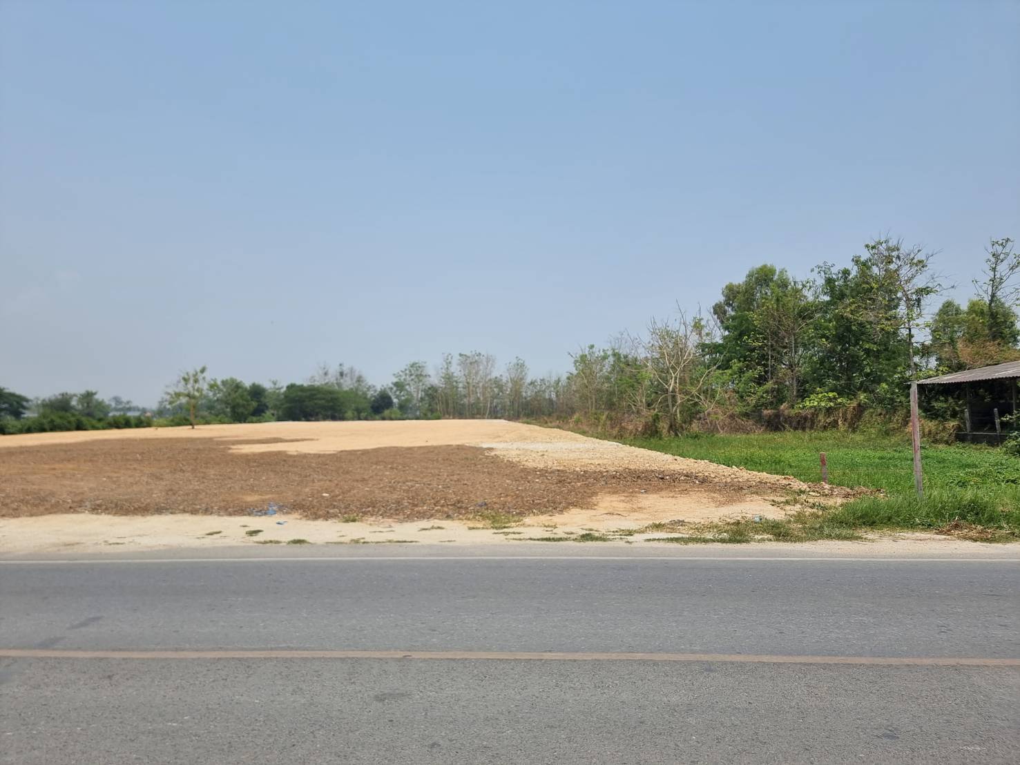 5 Rai Land for Sale in San Pu Loei Doi Saket | Road Frontage photo 3