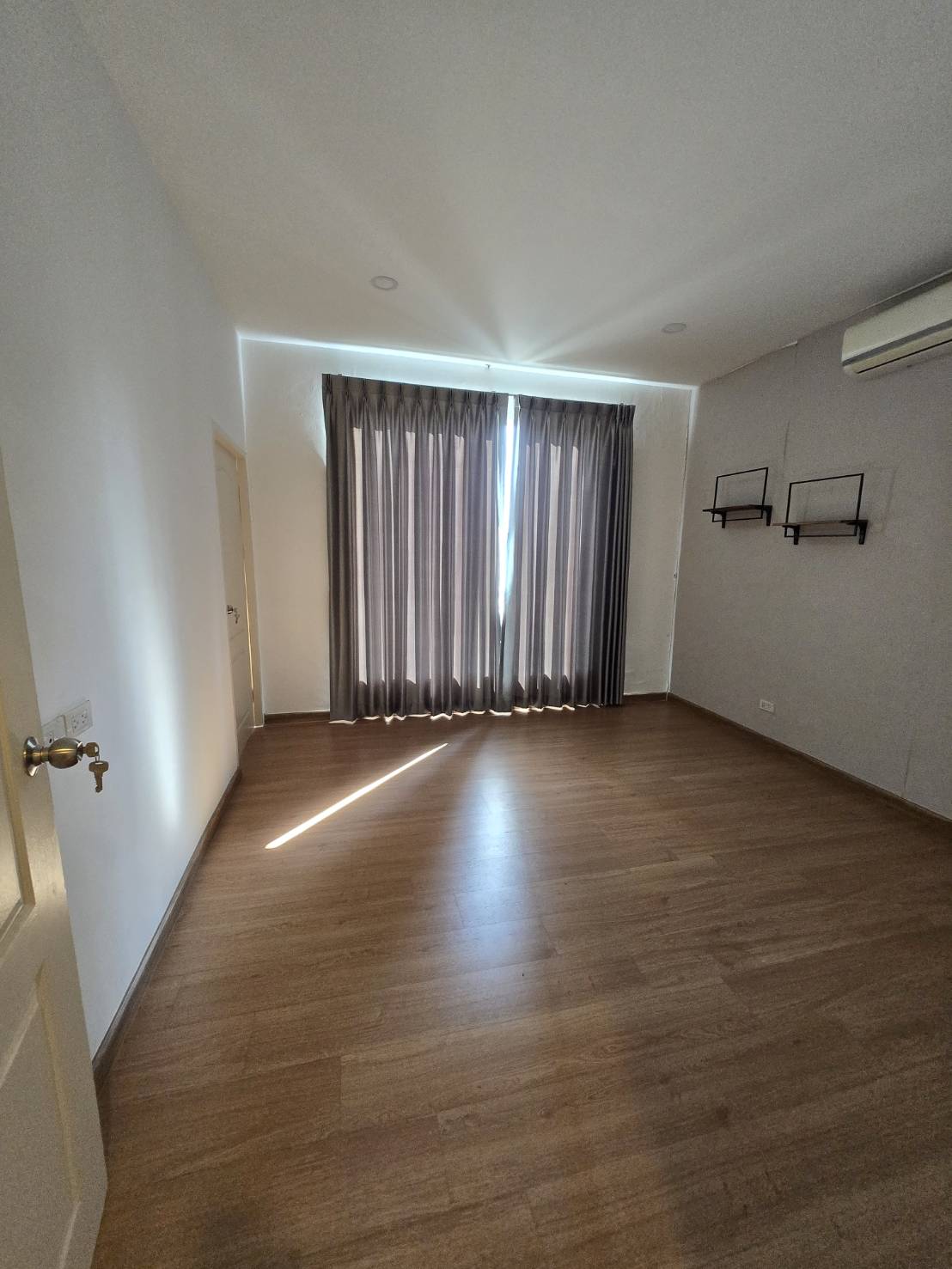 Commercial Building for Sale in Don Kaeo Chiang Mai | 422 Sq.m. THB 8M photo 7