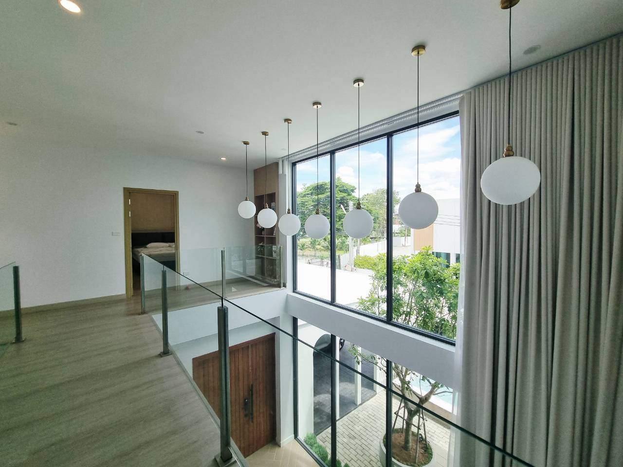 4-Bedroom Modern Pool Villa for Rent in San Phak Wan, Hang Dong photo 5