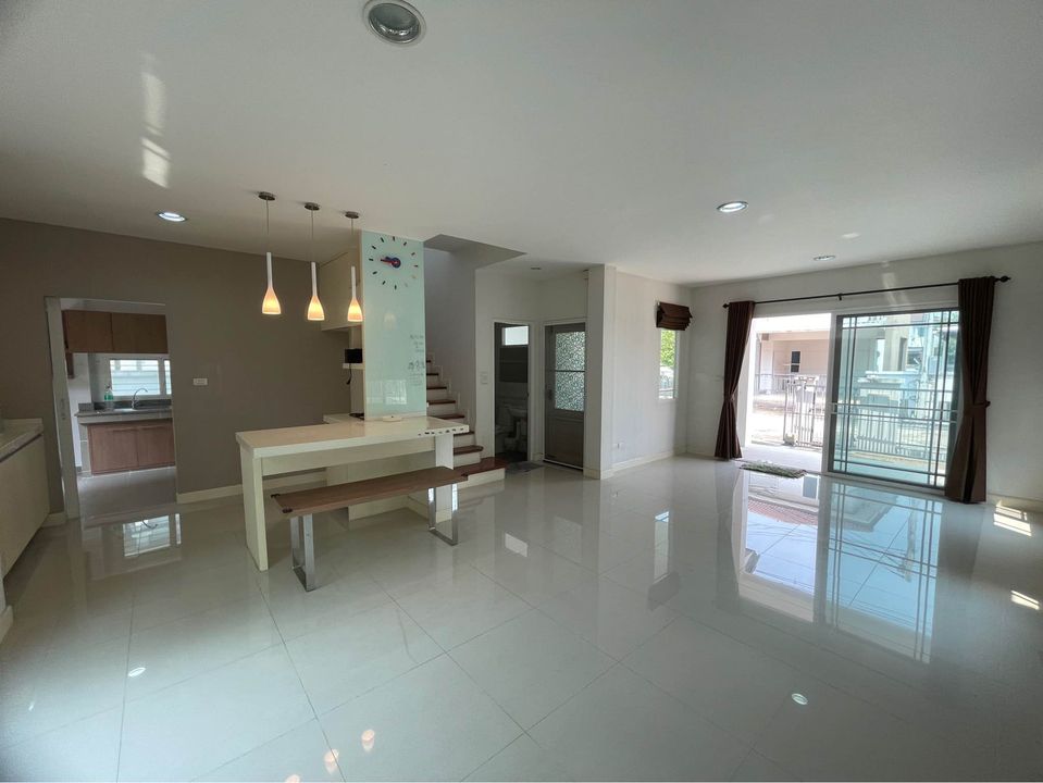 House for Sale in San Phi Suea Chiang Mai | Near NIS photo 2