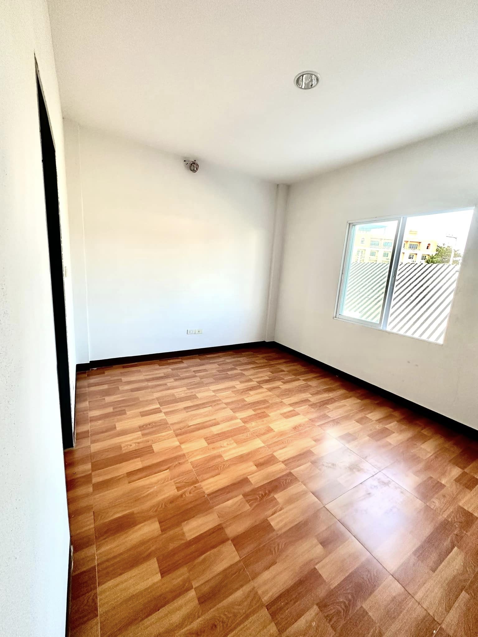 Townhome for Sale in Pa Daet Chiang Mai | THB 2.45M photo 9