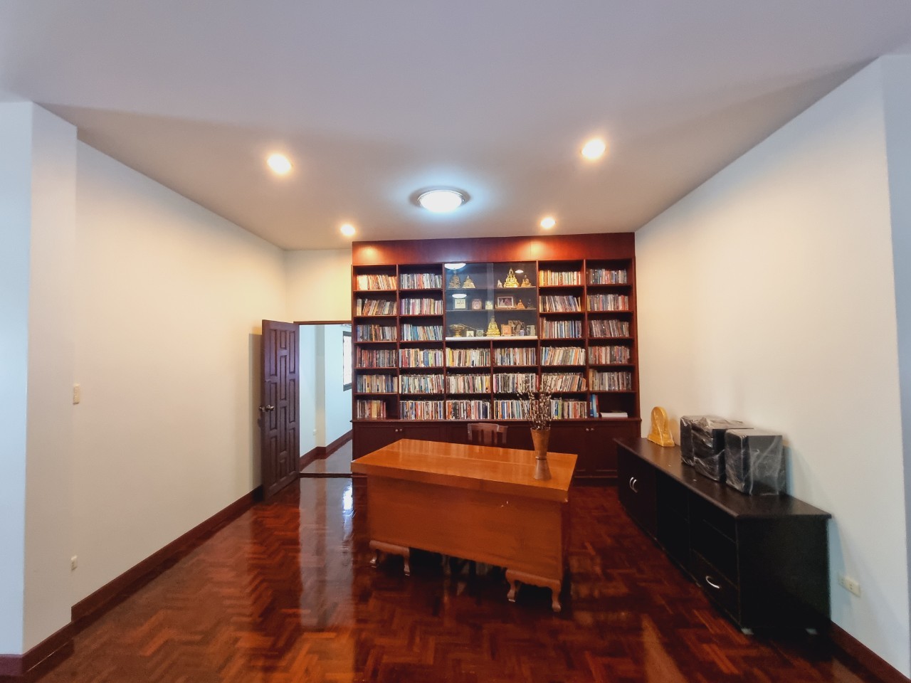 Large Garden Estate for Sale & Rent in Mae Rim, Chiang Mai | 2 Houses on 1-1-38 Rai photo 8