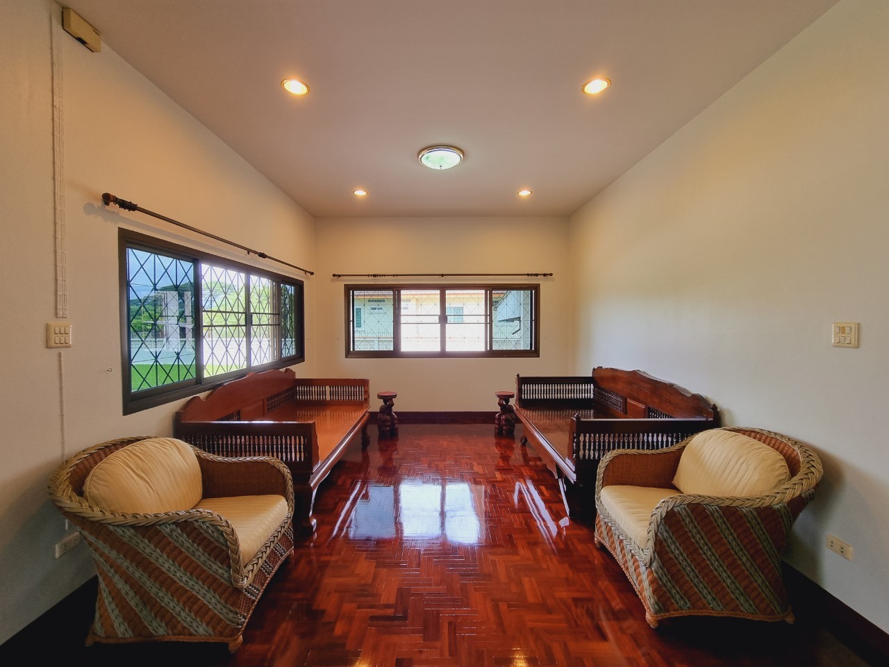Large Garden Estate for Sale & Rent in Mae Rim, Chiang Mai | 2 Houses on 1-1-38 Rai photo 2