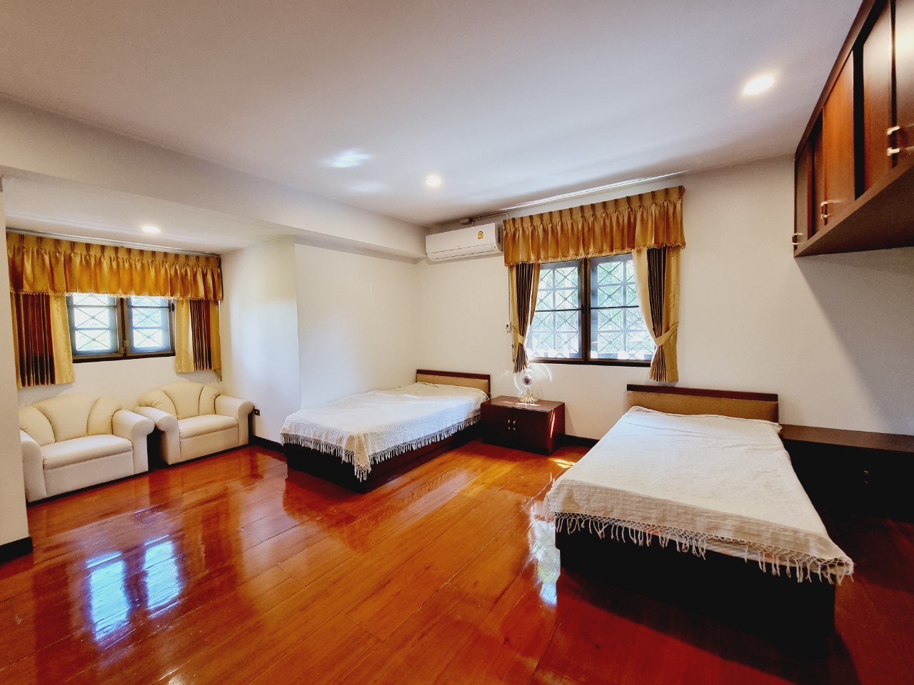 Large 5-Bedroom Villa for Rent Near Nimman & CMU, Chiang Mai | 1,400 Sq.m. photo 18