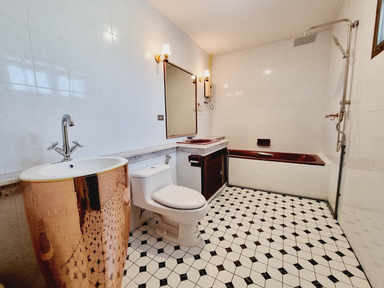 Large 5-Bedroom Villa for Rent Near Nimman & CMU, Chiang Mai | 1,400 Sq.m. photo 5