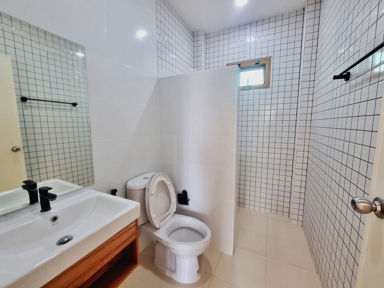 3-Bedroom House for Rent Near Kad Farang & SIBS, Hang Dong, Chiang Mai photo 8