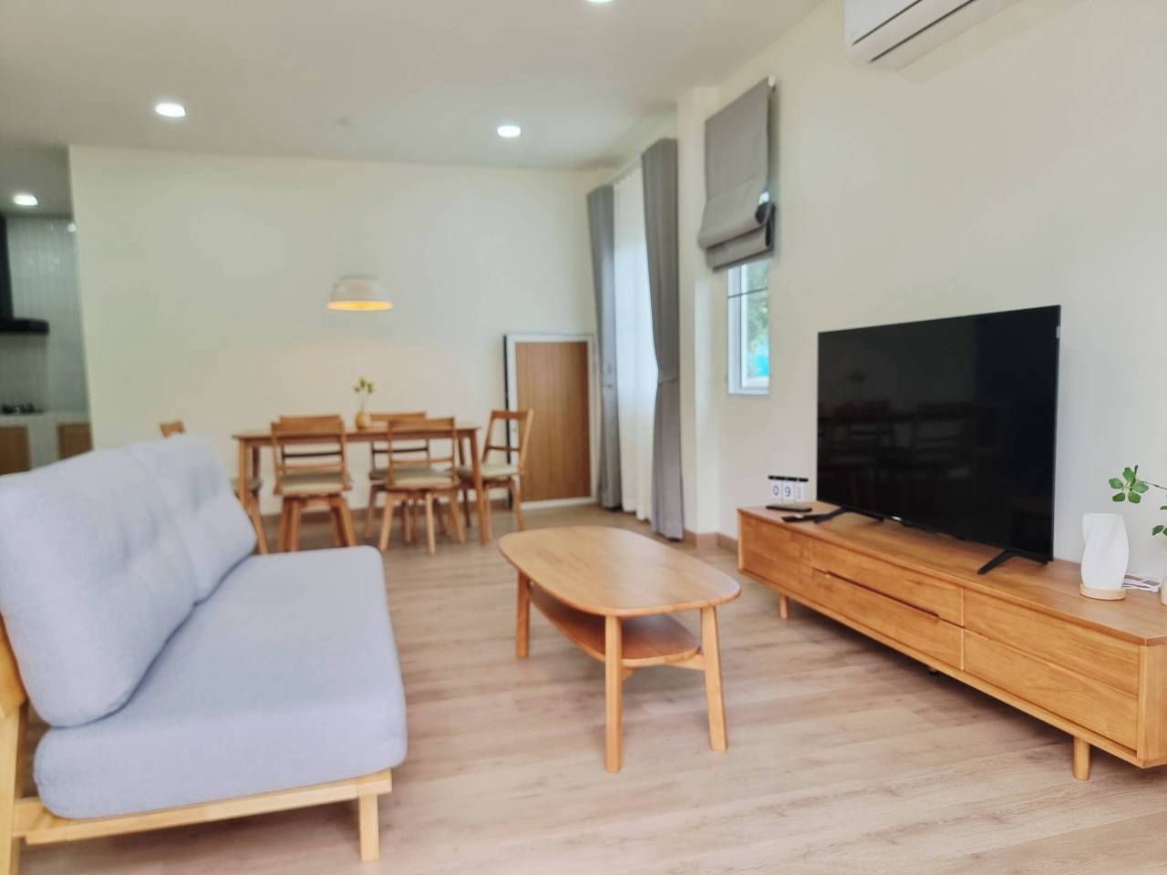 Modern 4-Bedroom Family Home | Only 3 Minutes from SBS Chiang Mai photo 2