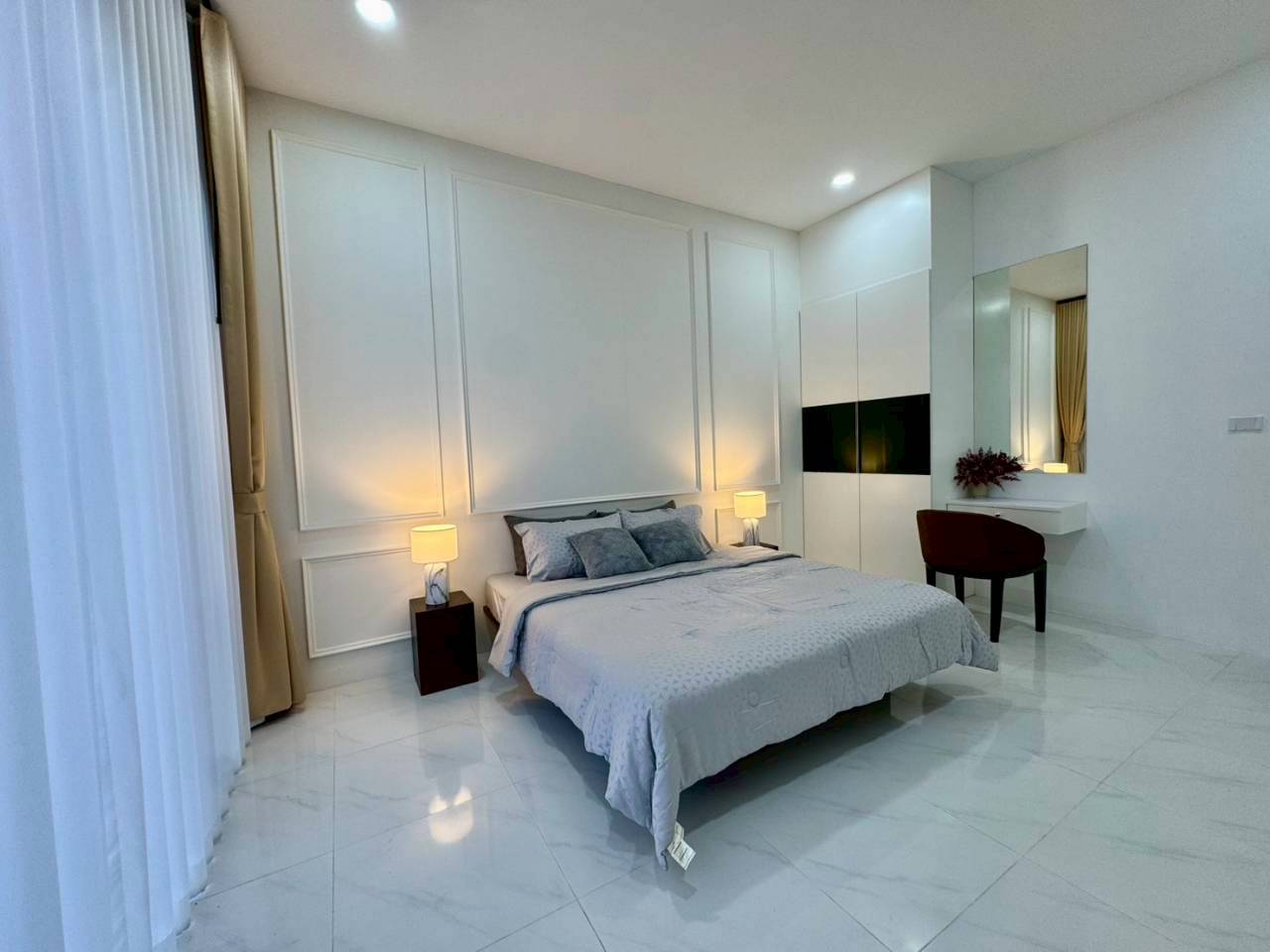 Luxury Modern Lanna Pool Villa for Sale & Rent | Saraphi, Chiang Mai photo 18