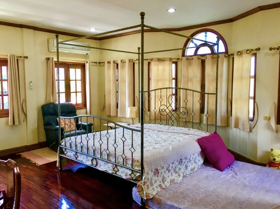 Large 8-Bedroom House for Sale in Chang Phueak–Chotana, Chiang Mai | 208 Sq.Wah photo 10