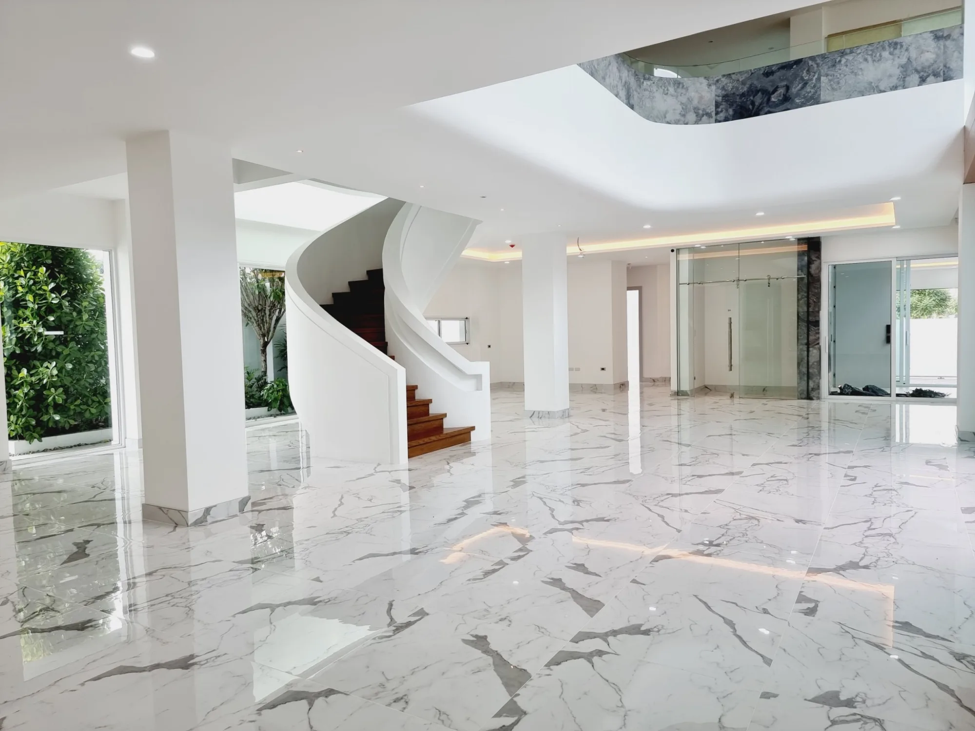 Modern Luxury Pool Villa for Sale in Chiang Mai | 8 Bedrooms, 900+ Sq.m. in Hang Dong–Mae Hia photo 3