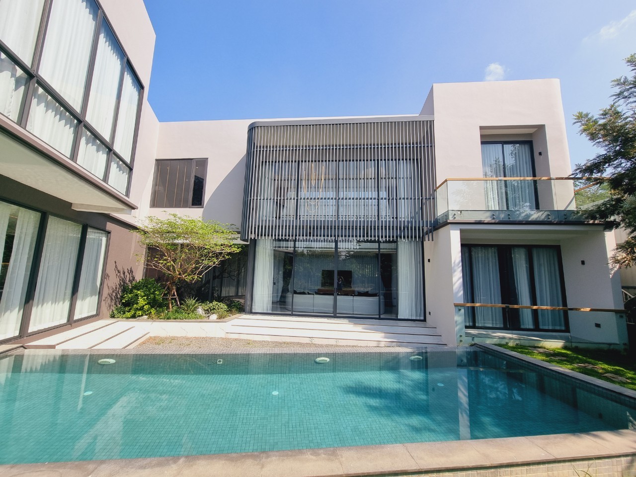 Modern Luxury Pool Villa for Sale & Rent in Doi Saket, Chiang Mai | 4 Bedrooms, 600+ Sq.m. photo 24
