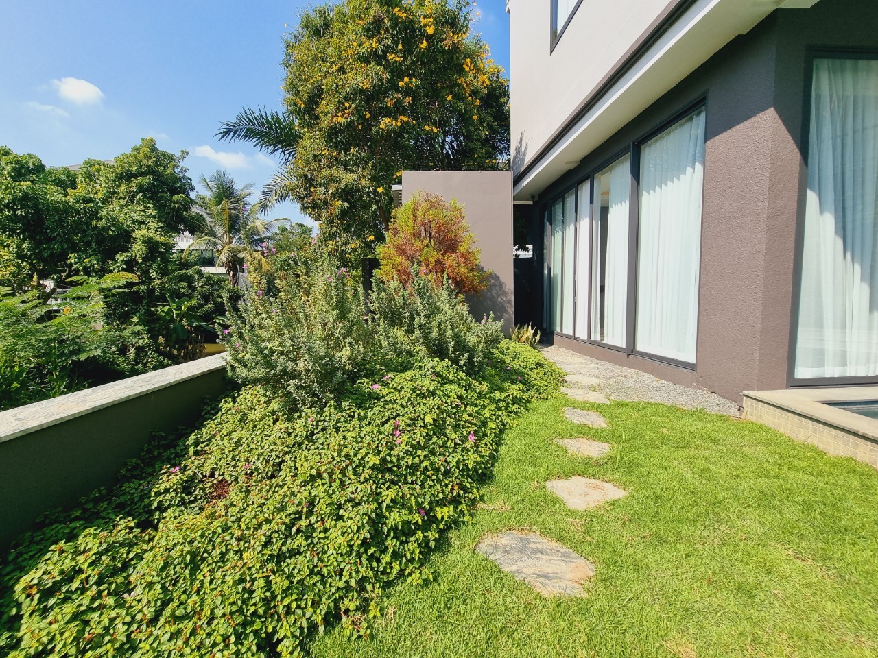 Modern Luxury Pool Villa for Sale & Rent in Doi Saket, Chiang Mai | 4 Bedrooms, 600+ Sq.m. photo 27