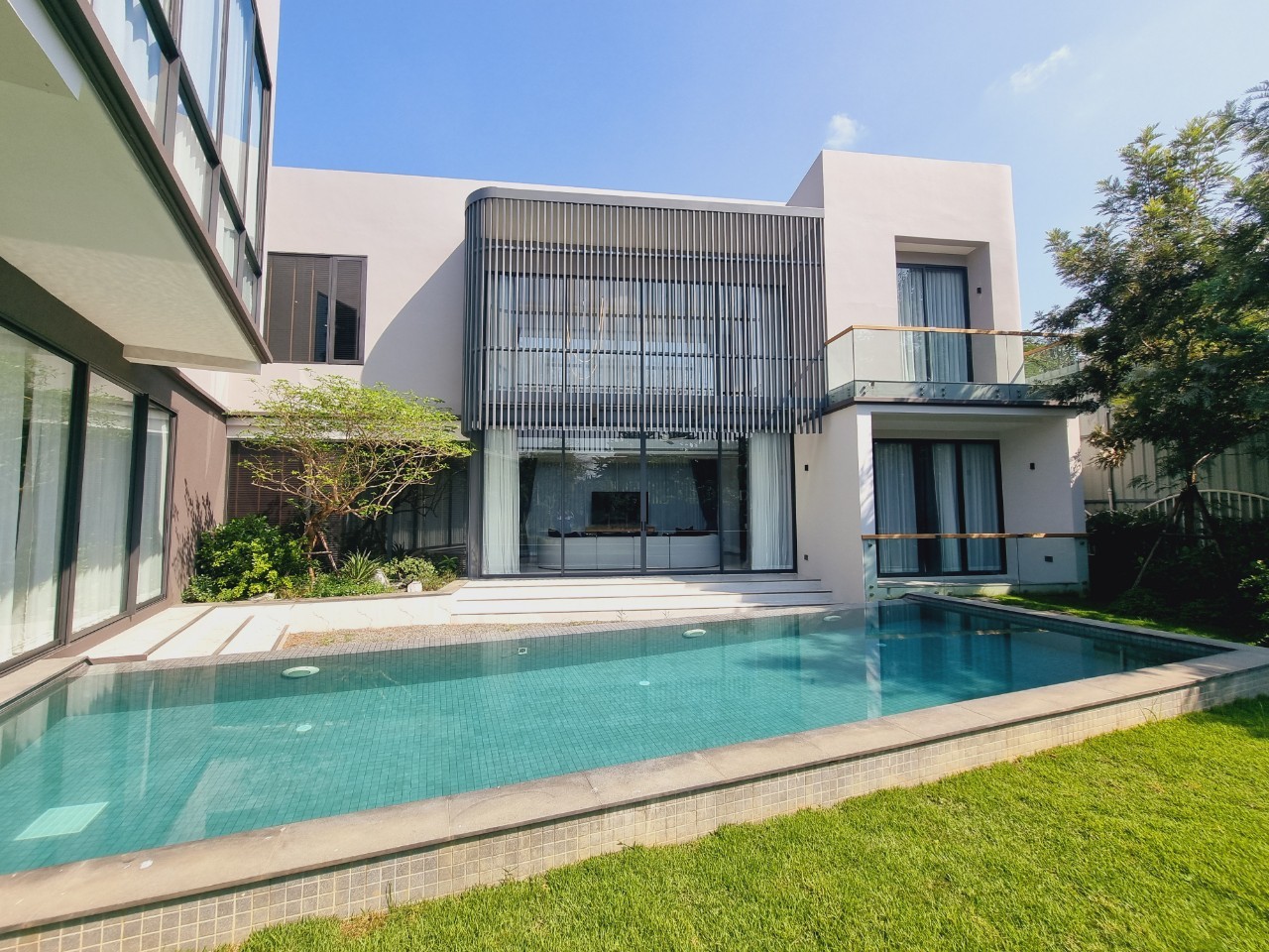 Modern Luxury Pool Villa for Sale & Rent in Doi Saket, Chiang Mai | 4 Bedrooms, 600+ Sq.m. photo 22