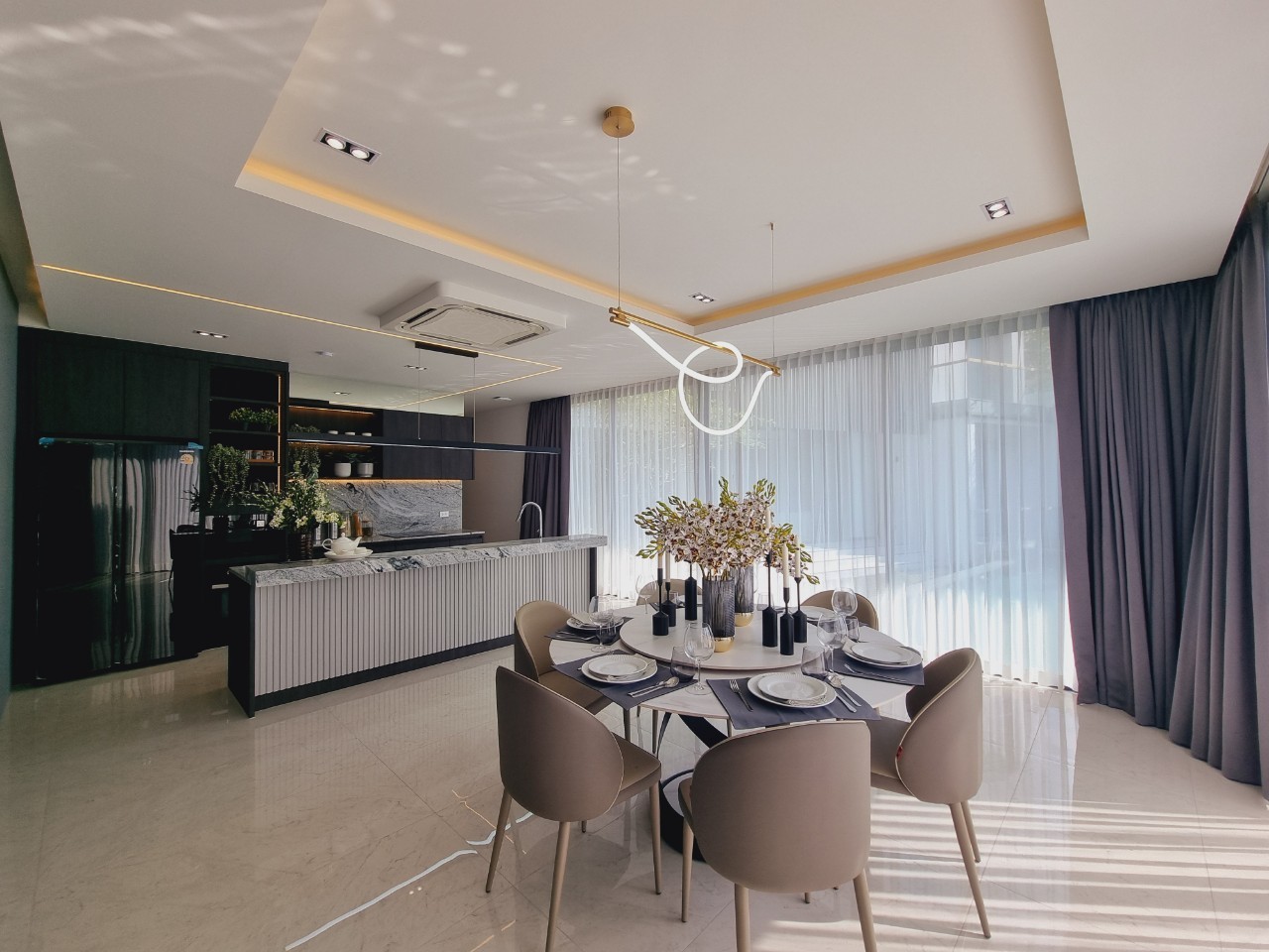Modern Luxury Pool Villa for Sale & Rent in Doi Saket, Chiang Mai | 4 Bedrooms, 600+ Sq.m. photo 7