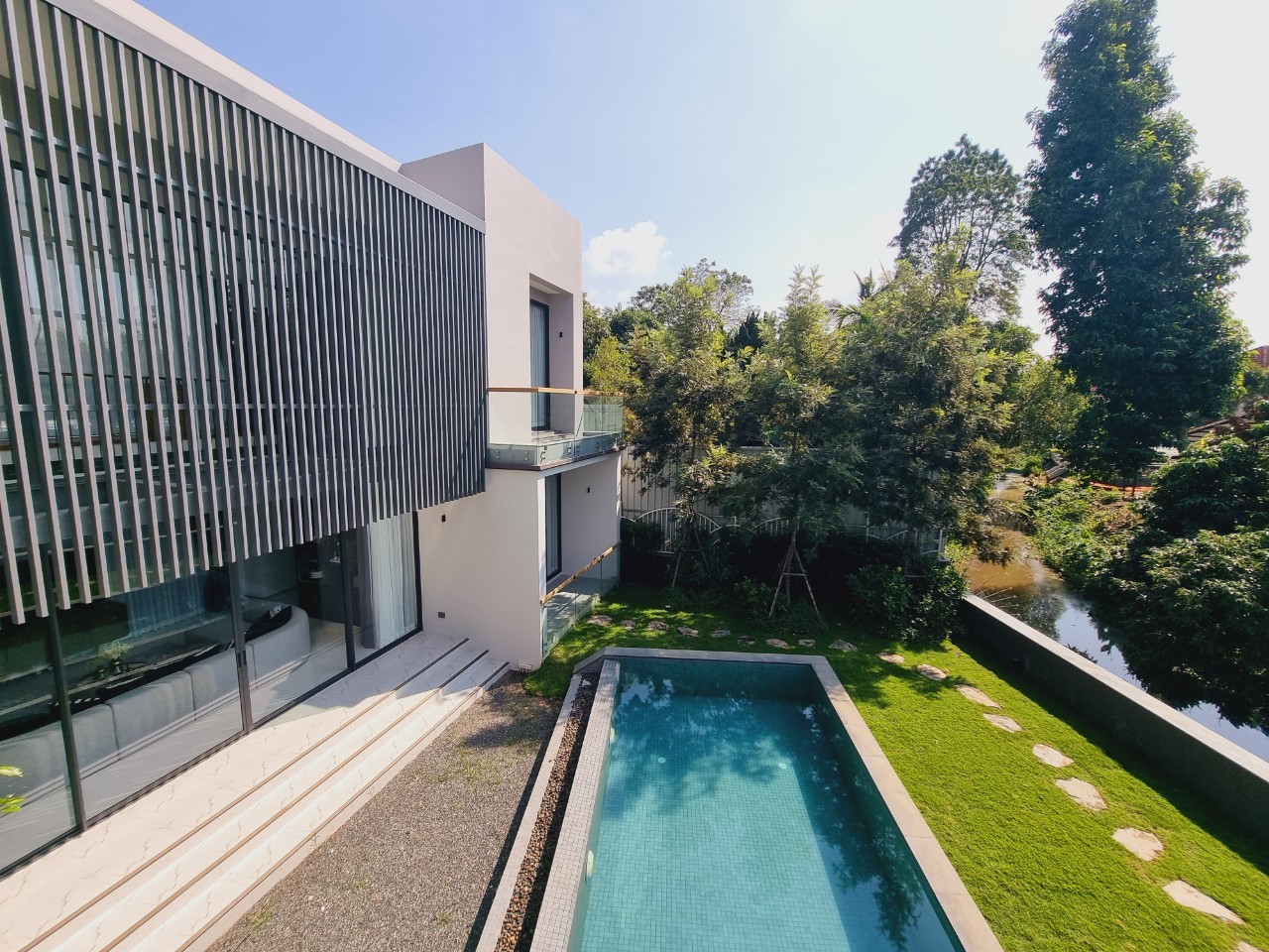 Modern Luxury Pool Villa for Sale & Rent in Doi Saket, Chiang Mai | 4 Bedrooms, 600+ Sq.m. photo 23