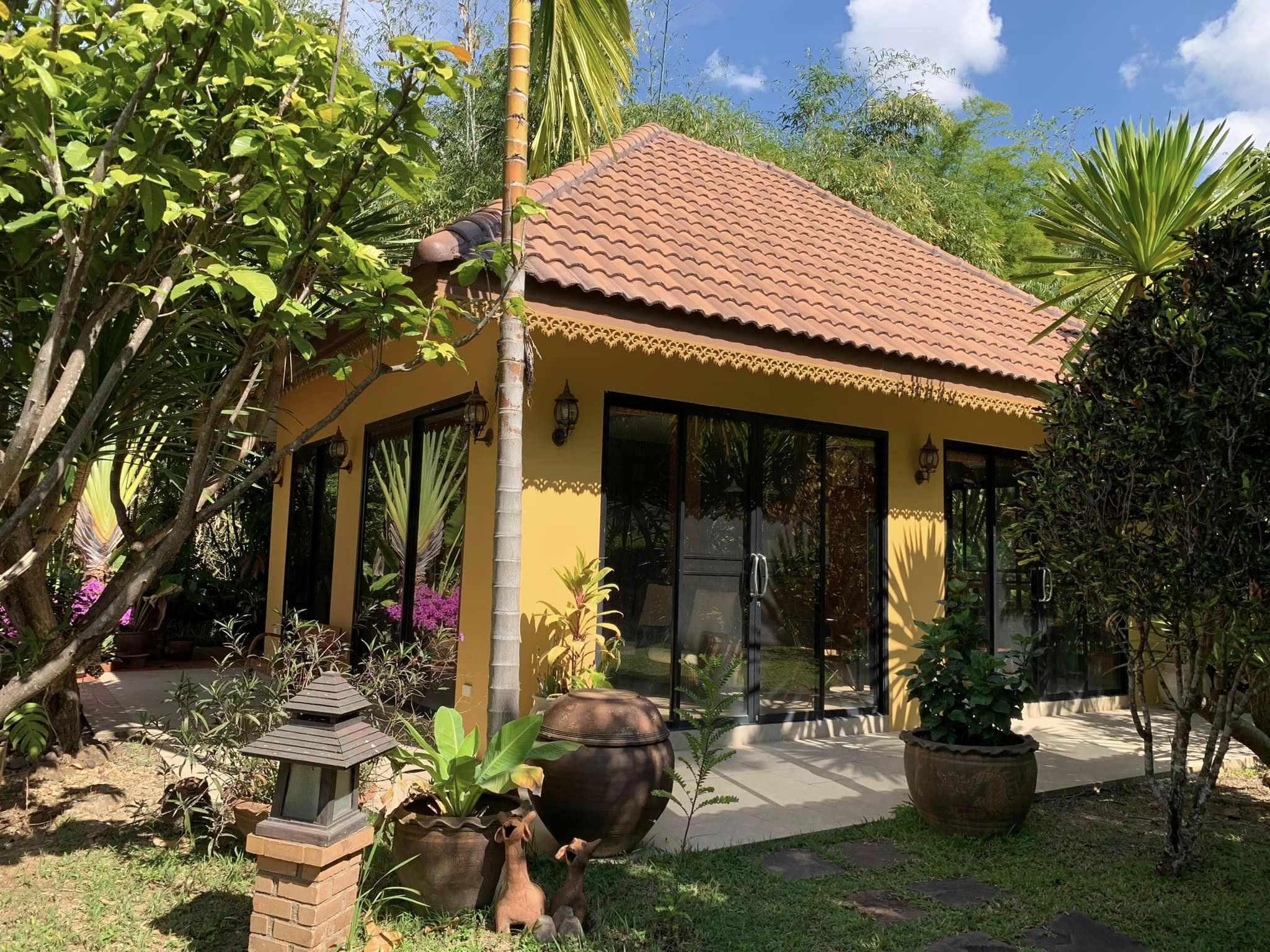 Balinese-Style House for Sale in Chiang Mai | 1 Rai in Nong Khwai photo 10
