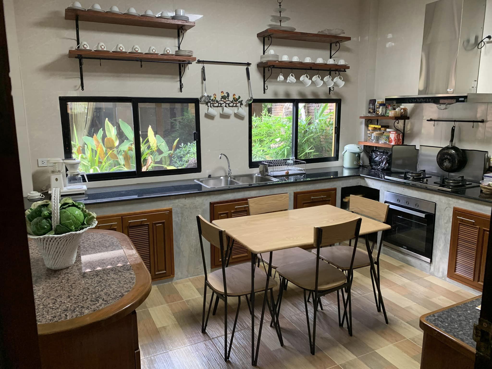 Balinese-Style House for Sale in Chiang Mai | 1 Rai in Nong Khwai photo 13