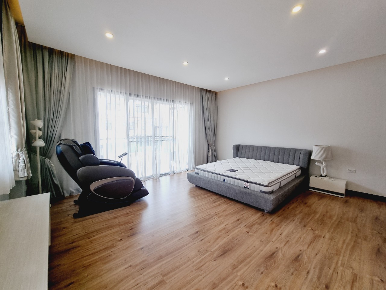 6-Bedroom Pool Villa for Sale in Hang Dong Chiang Mai | Near Kad Farang photo 14