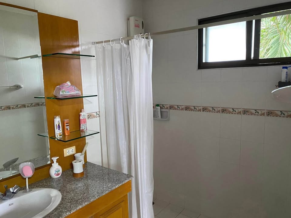 Pet-Friendly Pool Villa for Rent in San Kamphaeng Chiang Mai | Lake View photo 9