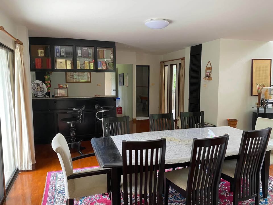 Pet-Friendly Pool Villa for Rent in San Kamphaeng Chiang Mai | Lake View photo 5