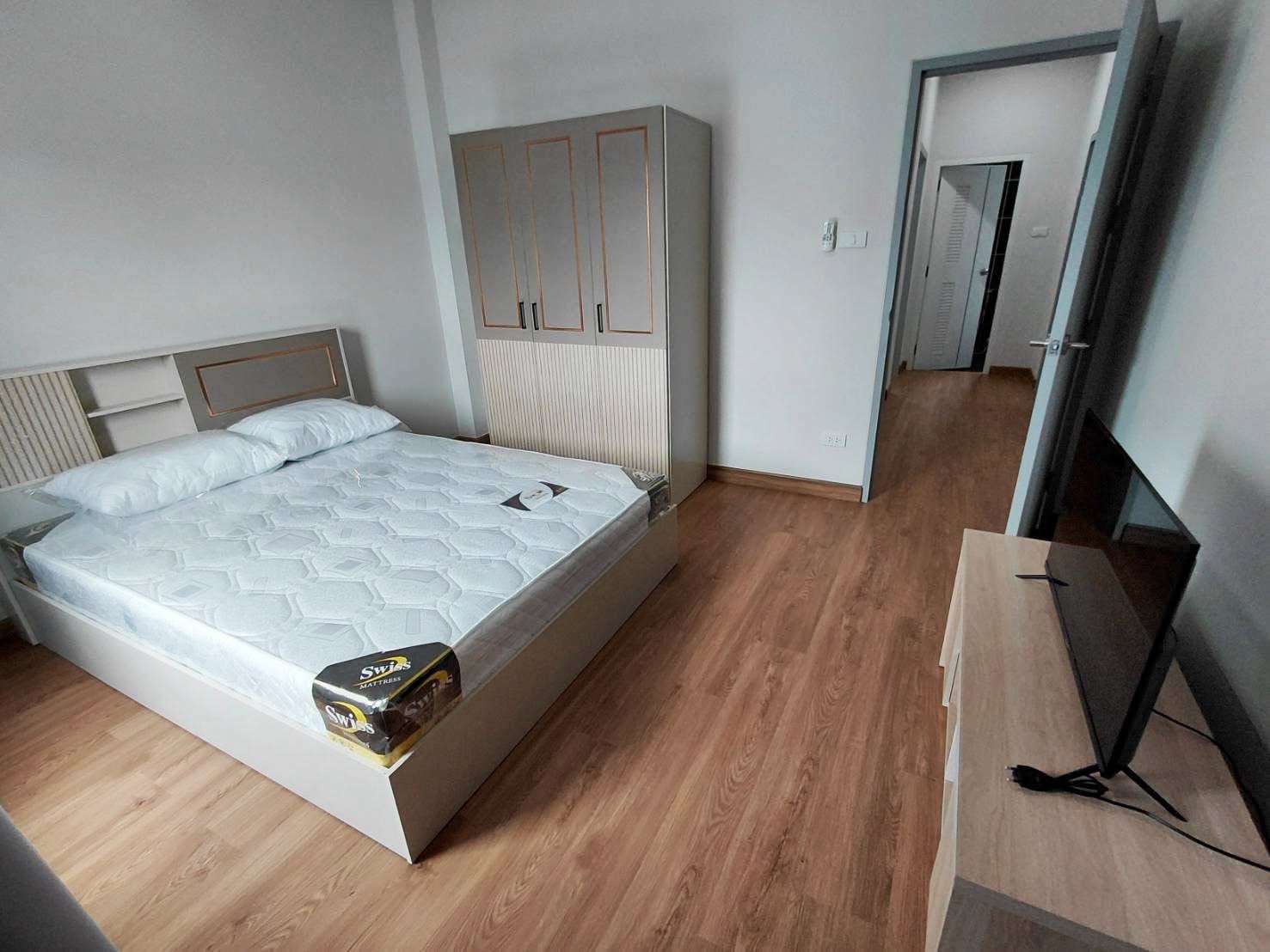 Pet-Friendly 3-Bedroom House for Rent in San Kamphaeng, Chiang Mai | Pool & Gym photo 5