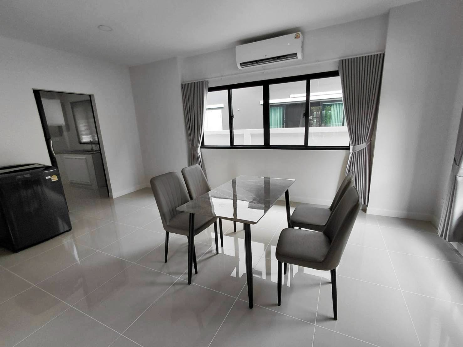 Pet-Friendly 3-Bedroom House for Rent in San Kamphaeng, Chiang Mai | Pool & Gym photo 3