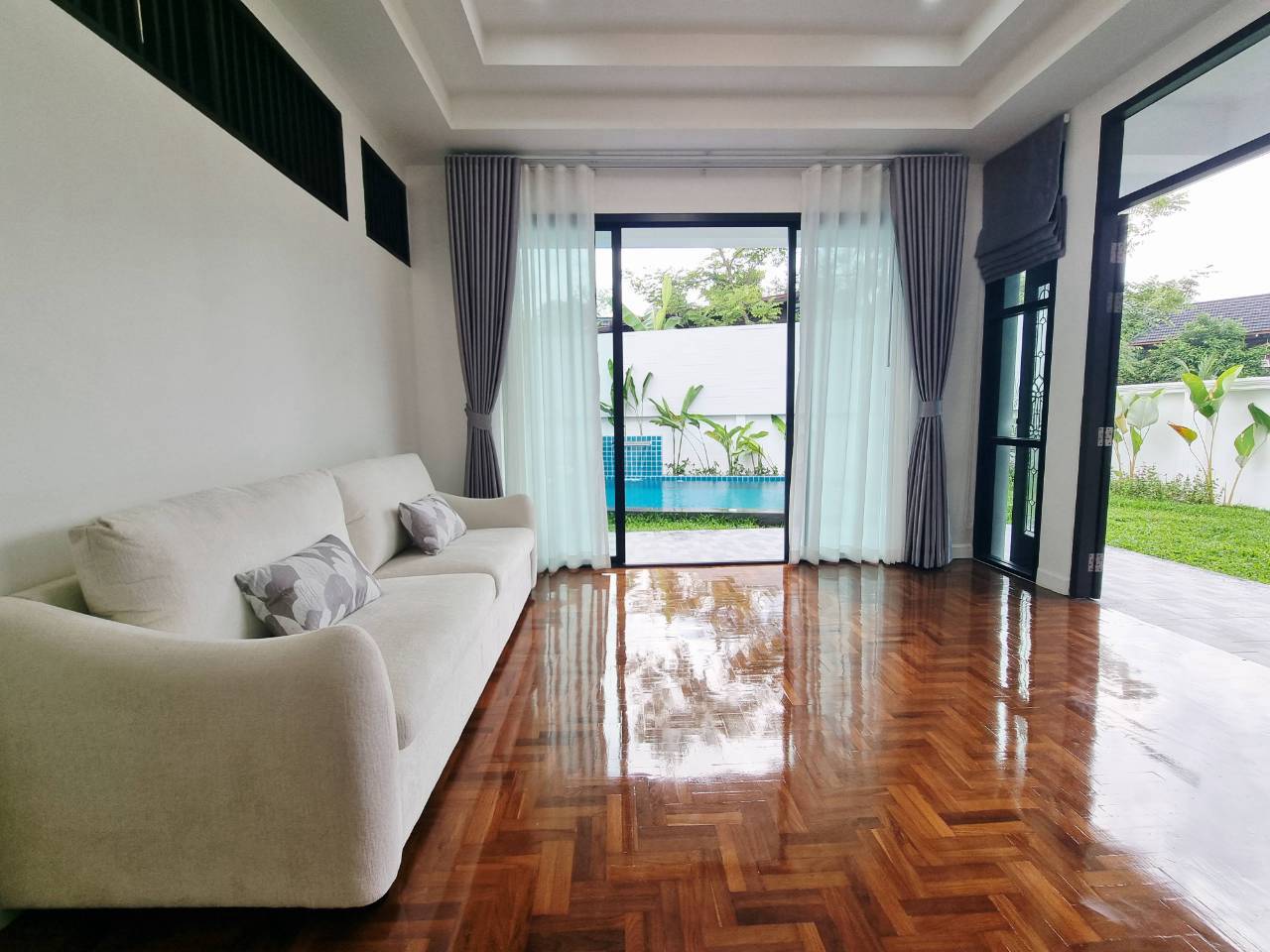 5 Bedroom Pool Villa for Sale in Mae Hia Chiang Mai | Fully Furnished photo 6