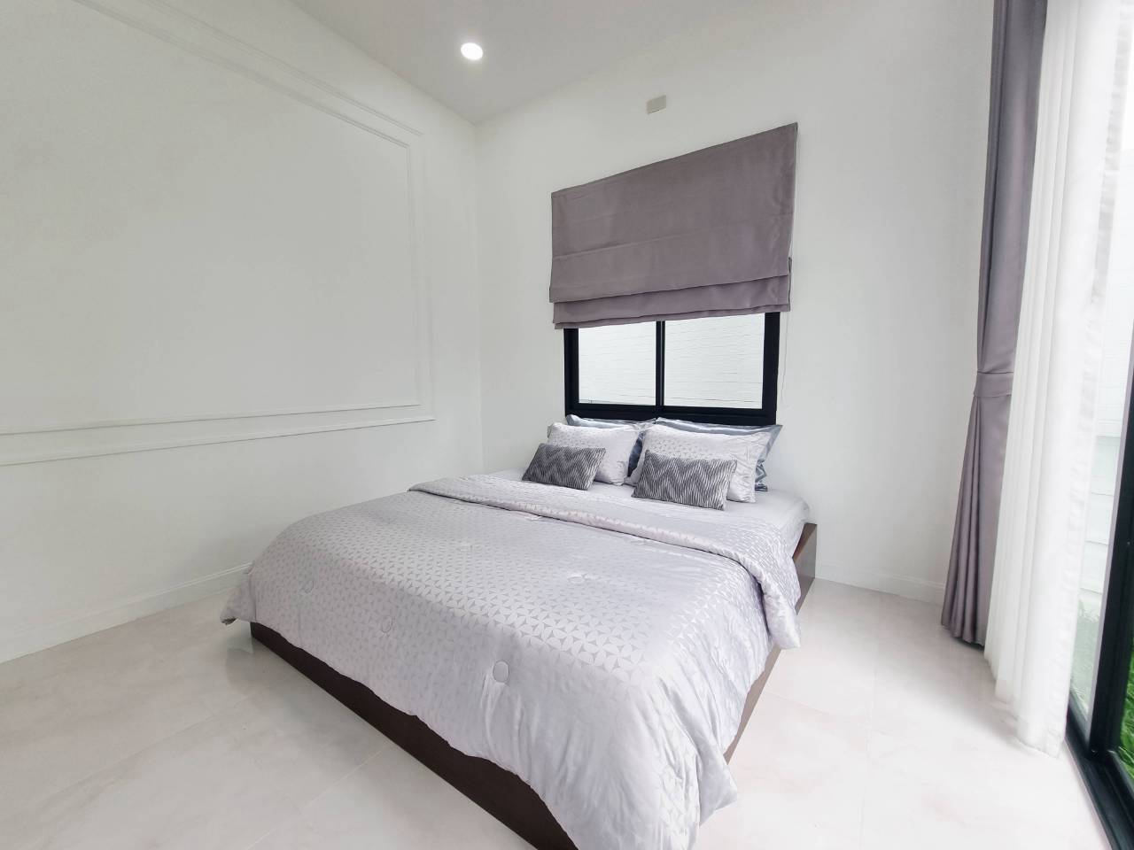 5 Bedroom Pool Villa for Sale in Mae Hia Chiang Mai | Fully Furnished photo 11