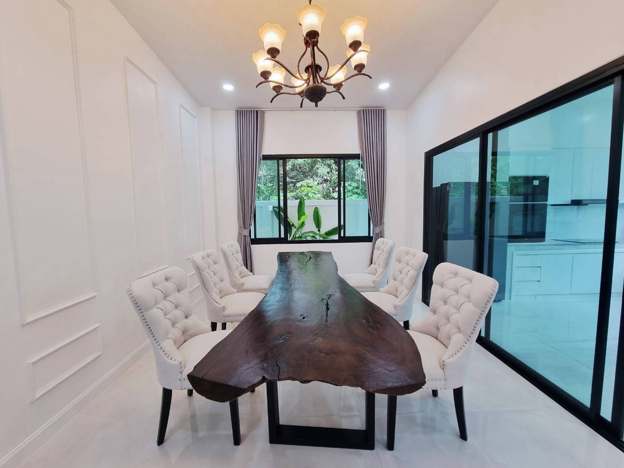 5 Bedroom Pool Villa for Sale in Mae Hia Chiang Mai | Fully Furnished photo 5