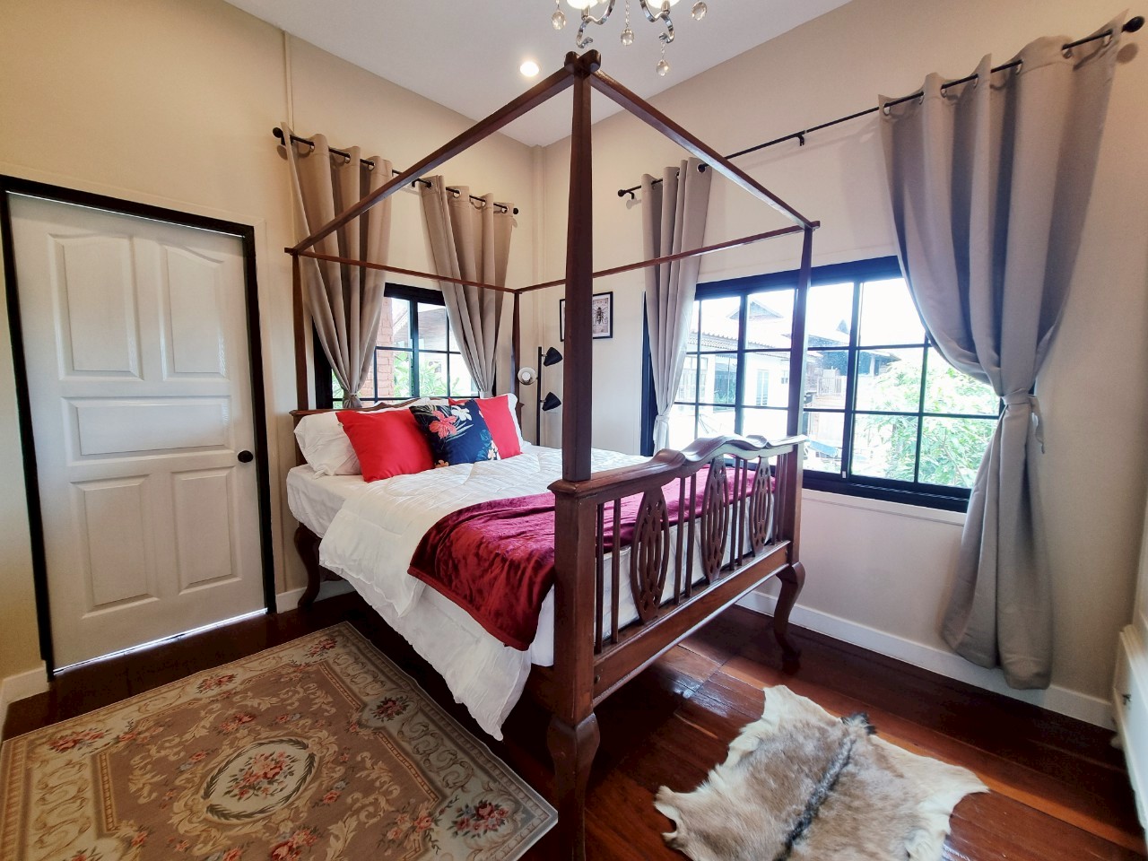 Riverside Teak House for Sale in San Pa Tong Chiang Mai | Lanna Style photo 10
