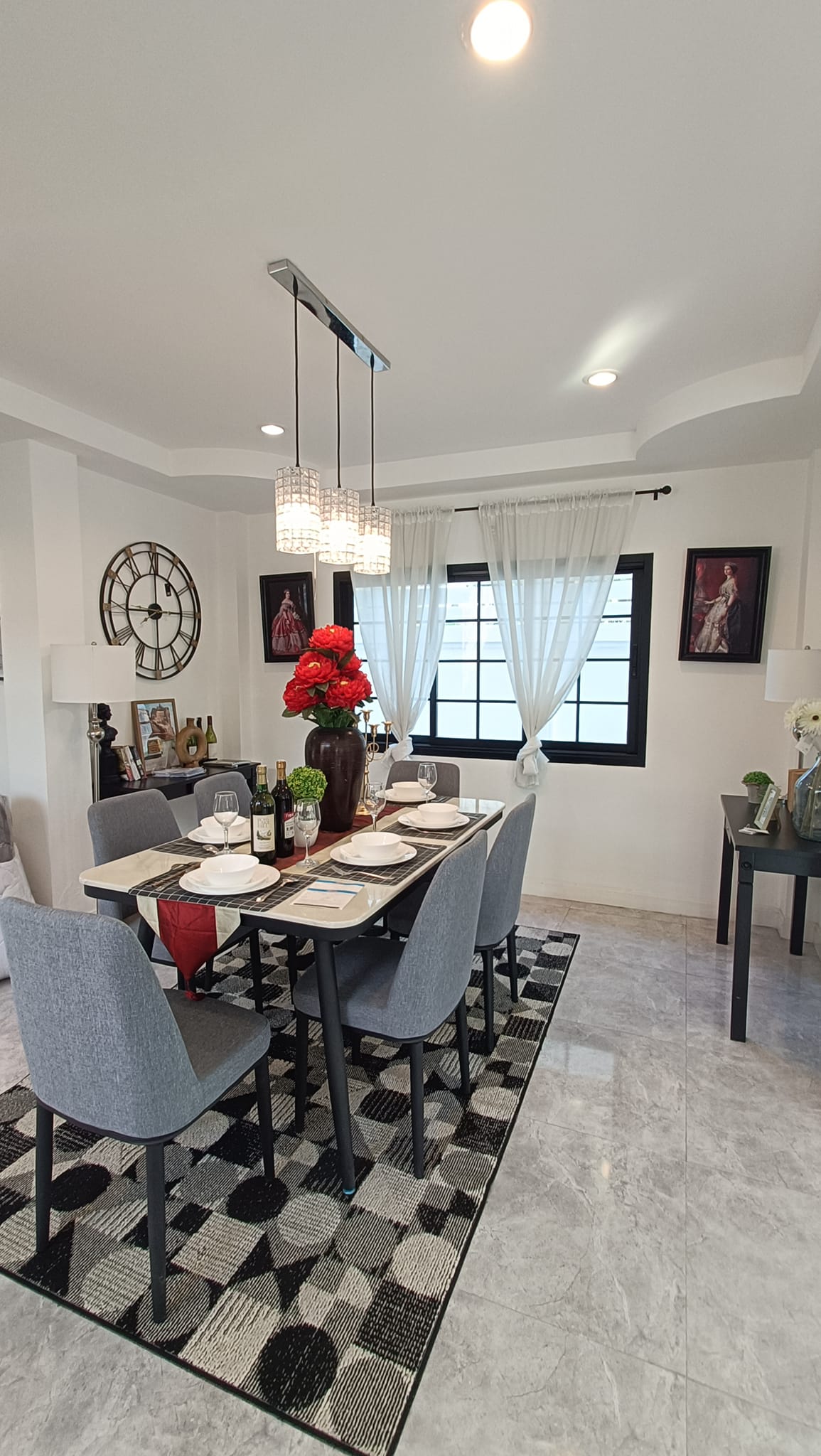 4 Bedroom House for Sale in Hang Dong Chiang Mai | 500+ Sq.m., Fully Furnished photo 4