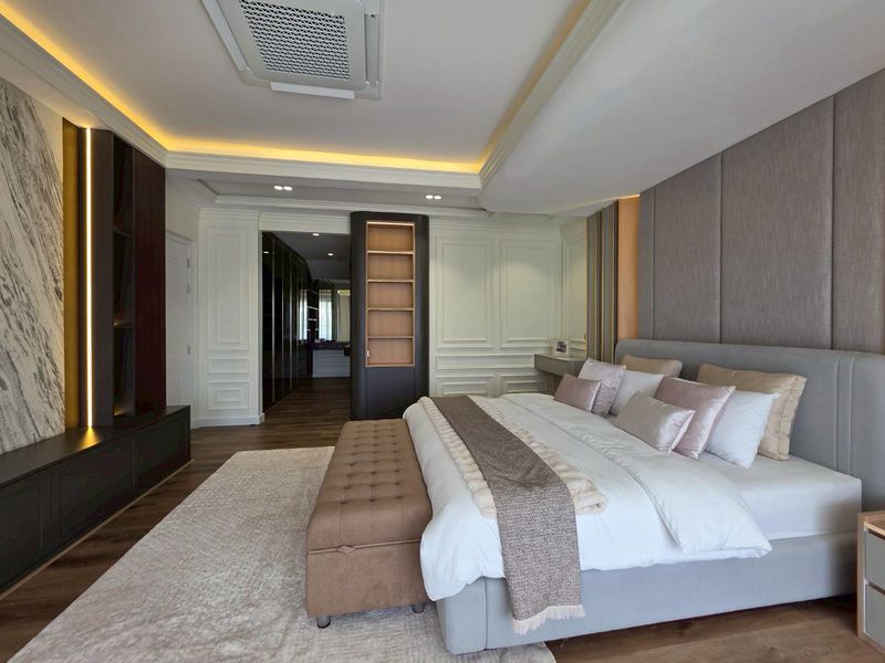 6 Bedroom Pool Villa for Sale in Saraphi Chiang Mai | Near UCIS photo 11