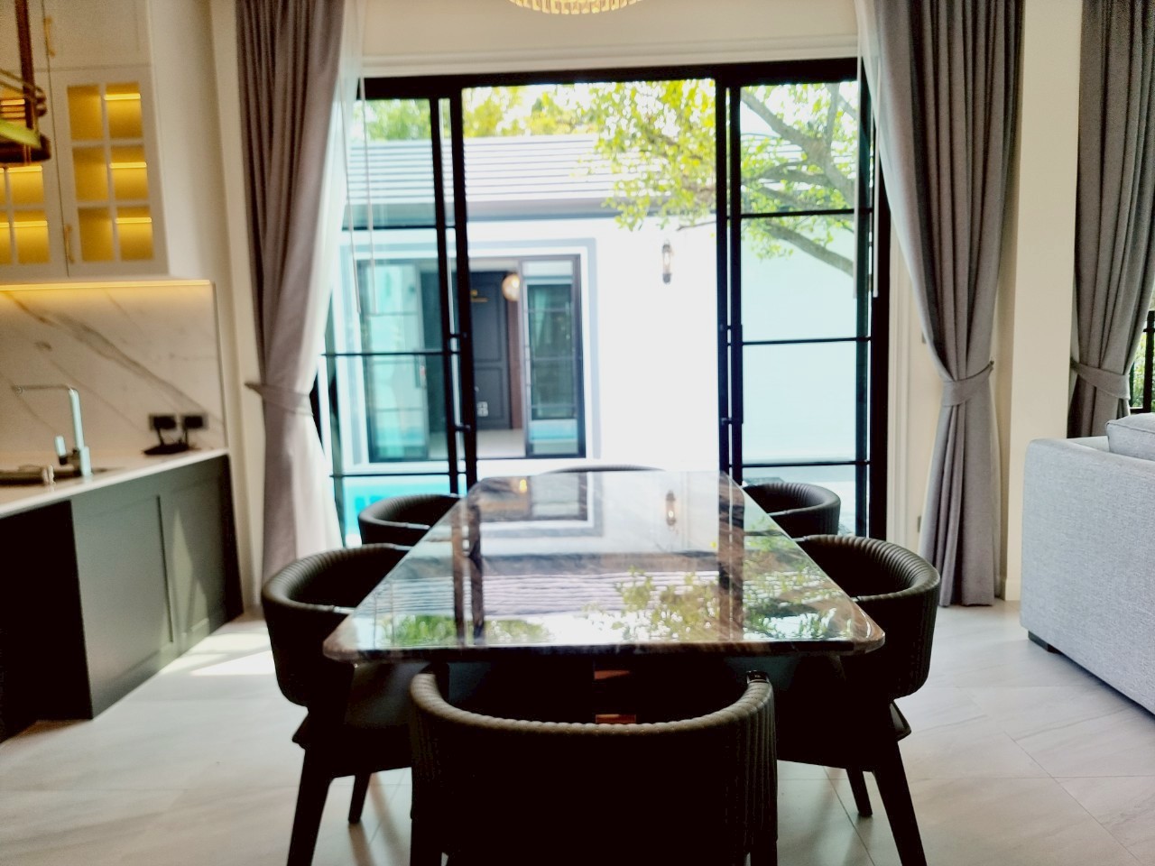 5 Bedroom Pool Villa for Sale & Rent in Hang Dong Chiang Mai | Near Kad Farang photo 8