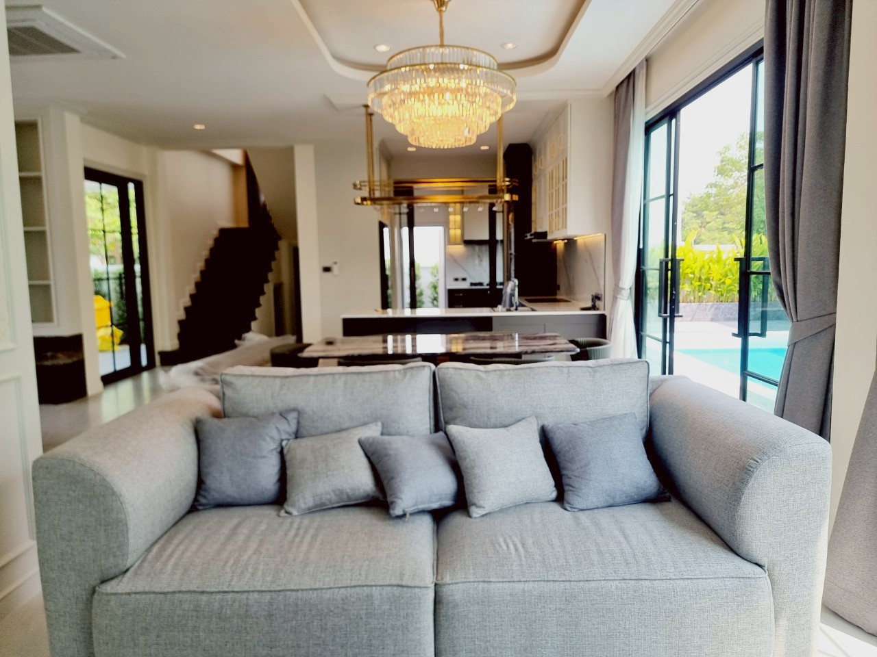 5 Bedroom Pool Villa for Sale & Rent in Hang Dong Chiang Mai | Near Kad Farang photo 7