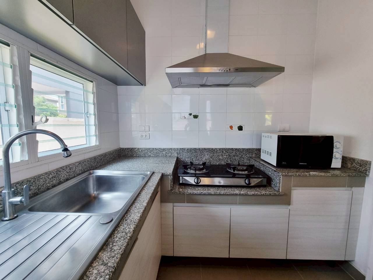 3 Bedroom House for Rent Near NIS Chiang Mai | Fully Furnished & Pet Friendly photo 4