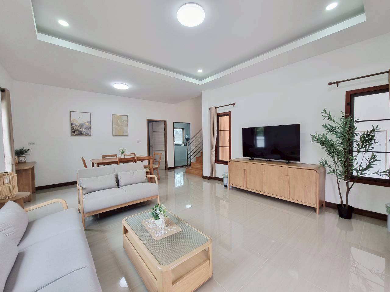 Pet-Friendly 4 Bedroom House for Rent in Hang Dong | Near Kad Farang & SBS photo 2