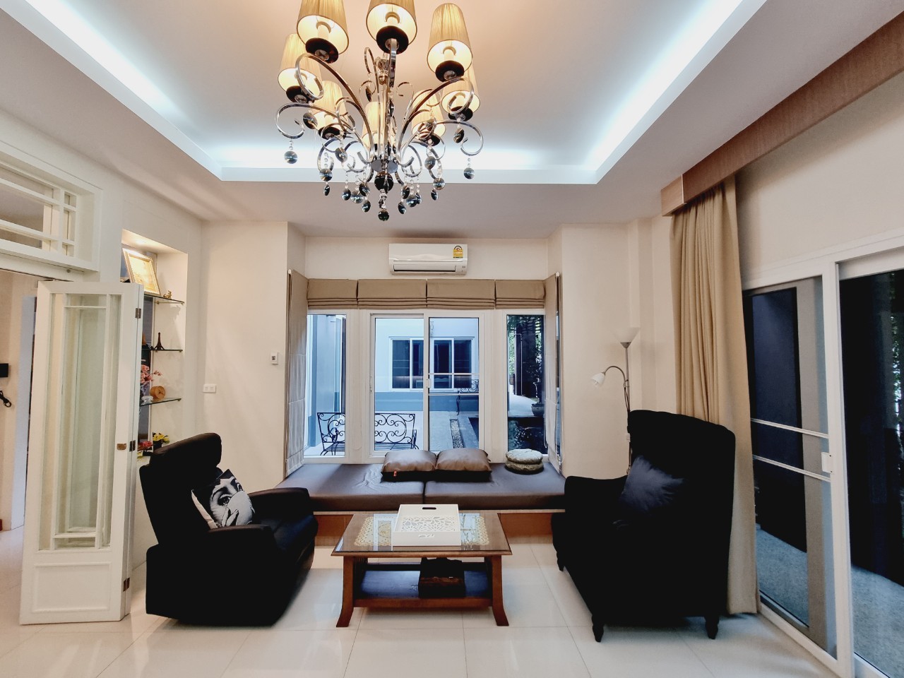 5-Bedroom Pool Villa for Rent in Mae Hia, Chiang Mai | Near APISP & Panyaden photo 6