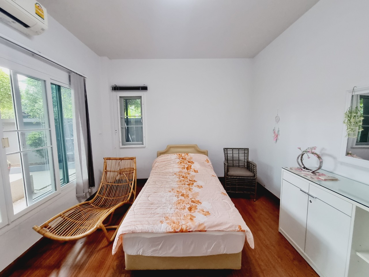 5-Bedroom Pool Villa for Rent in Mae Hia, Chiang Mai | Near APISP & Panyaden photo 18