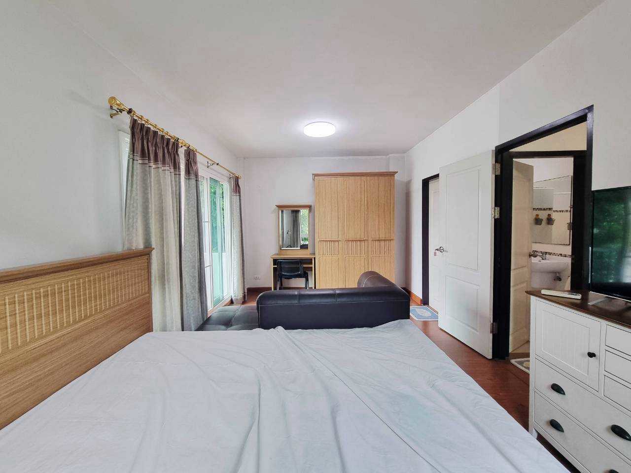 3-Bedroom House for Rent Near NIS Chiang Mai | Only 1.2 km Away photo 9