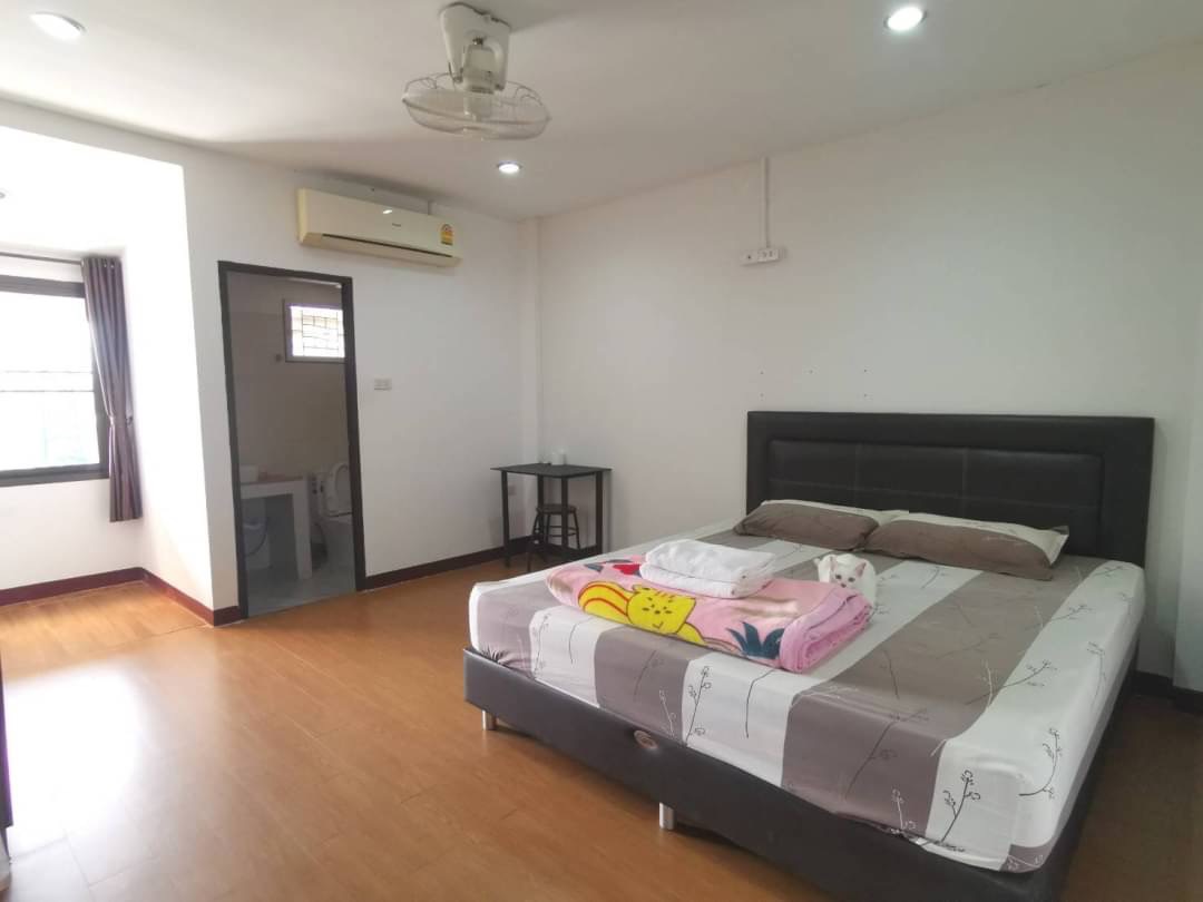 19-Room Investment Property for Sale in Chiang Mai Old City | THB 25M photo 7