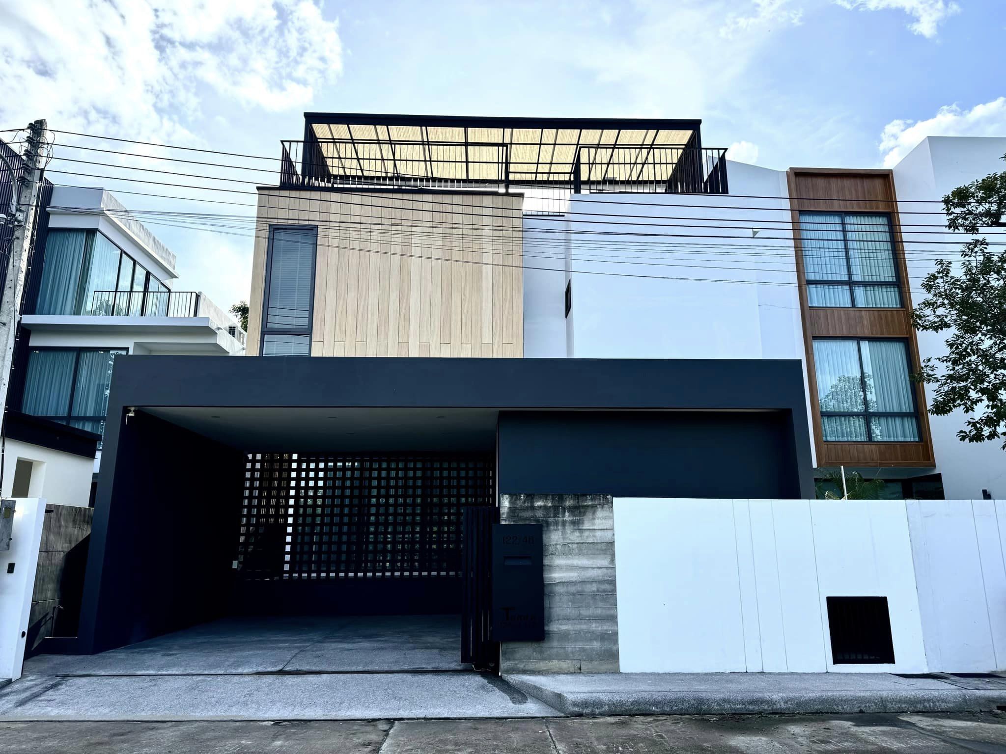 Pool Villa for Sale in Chang Phueak Chiang Mai | Near CMU & Nimman photo 15