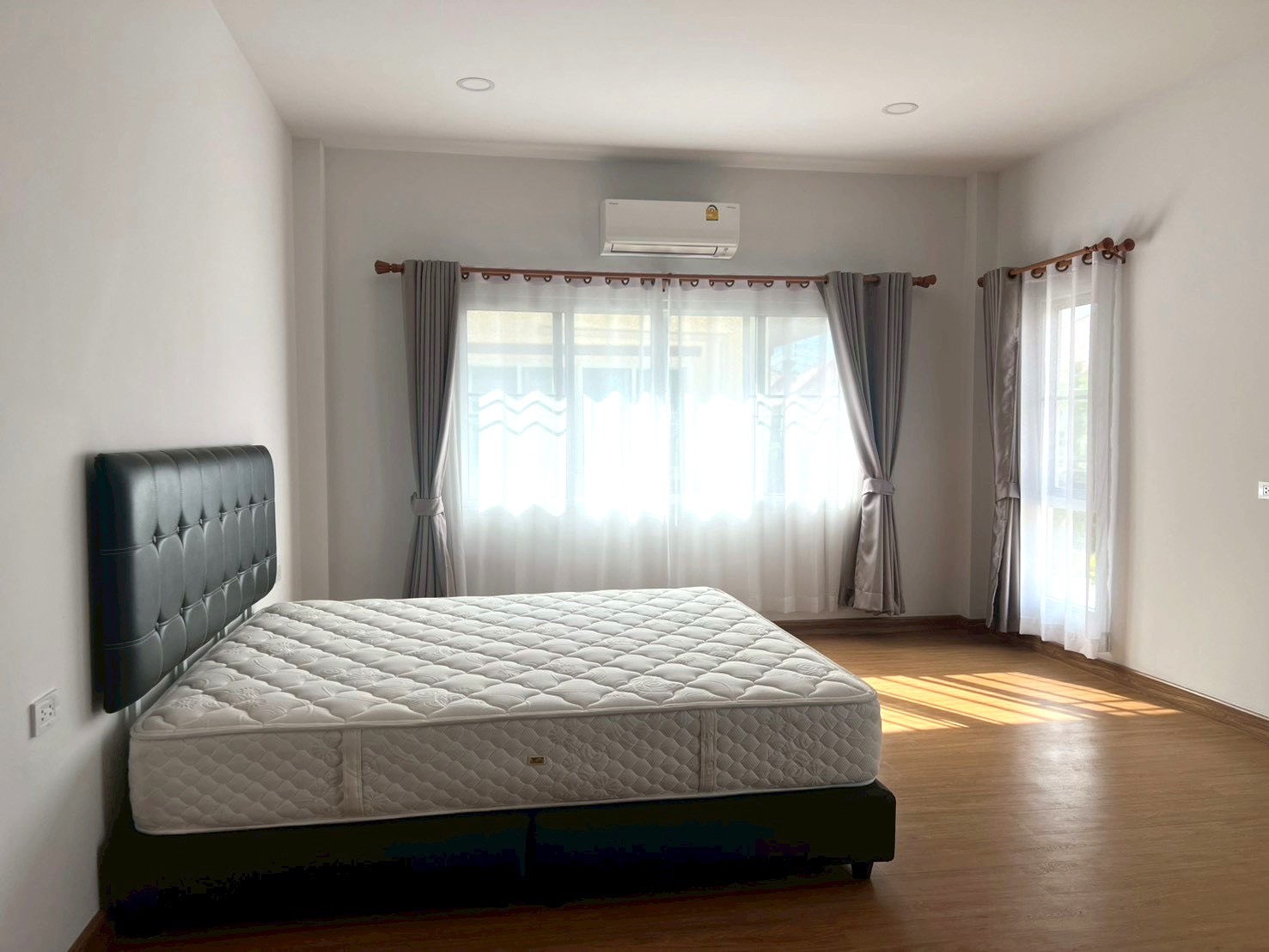 3-Bedroom House for Sale & Rent in San Kamphaeng, Chiang Mai | THB 3.99M photo 4