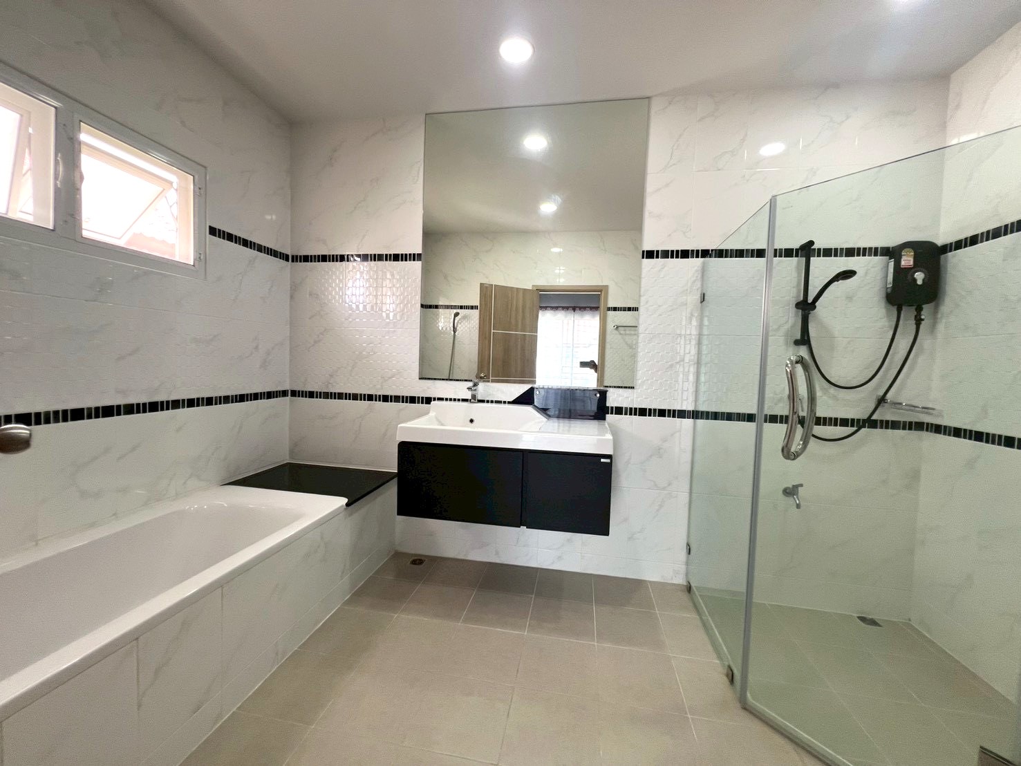 3-Bedroom House for Sale & Rent in San Kamphaeng, Chiang Mai | THB 3.99M photo 7
