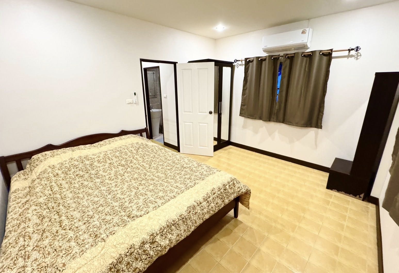 3 Bedroom House for Rent in San Sai Chiang Mai | 8 Min to Tonkla School photo 6